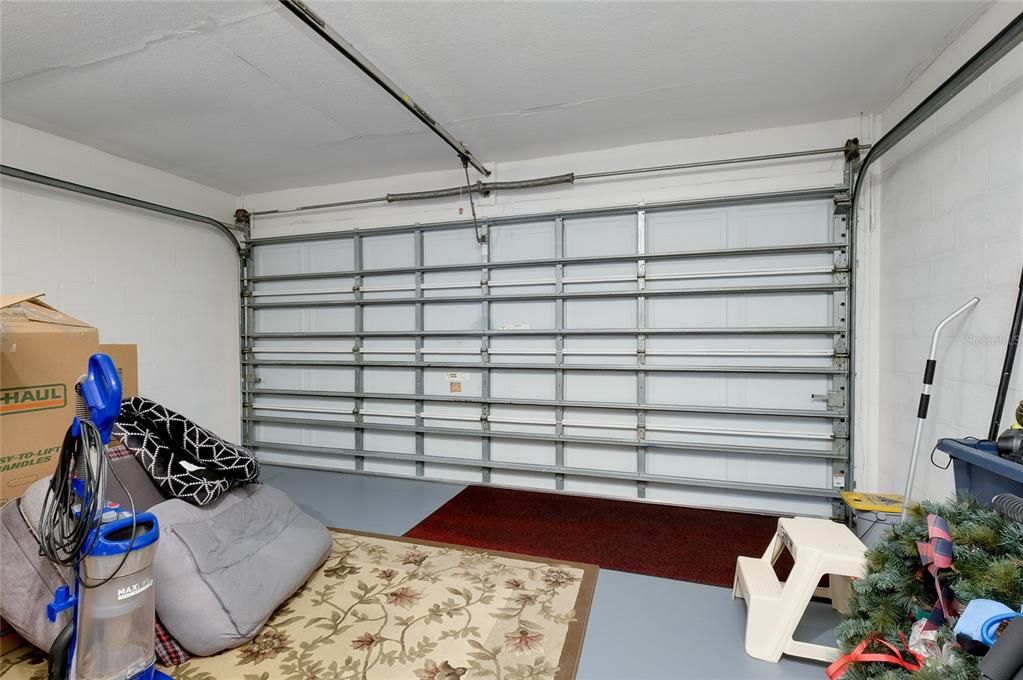 For Sale: $389,000 (3 beds, 2 baths, 1604 Square Feet)