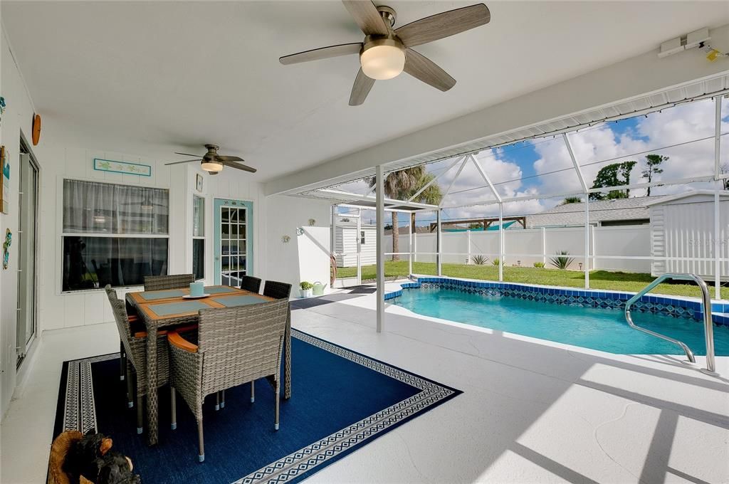 For Sale: $389,000 (3 beds, 2 baths, 1604 Square Feet)