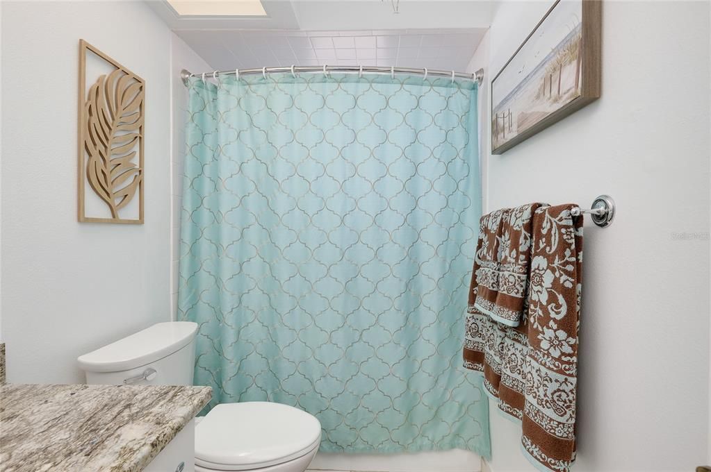 For Sale: $389,000 (3 beds, 2 baths, 1604 Square Feet)
