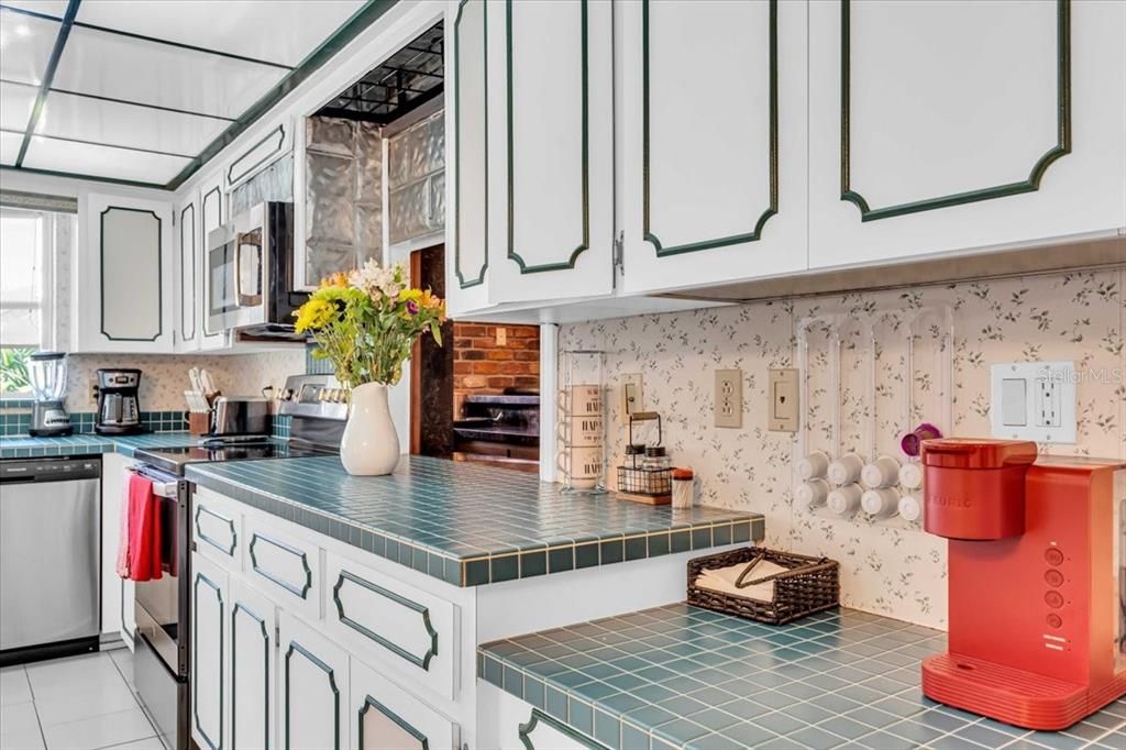 En Venta: $1,169,000 (3 camas, 3 baños, 3755 Pies cuadrados)