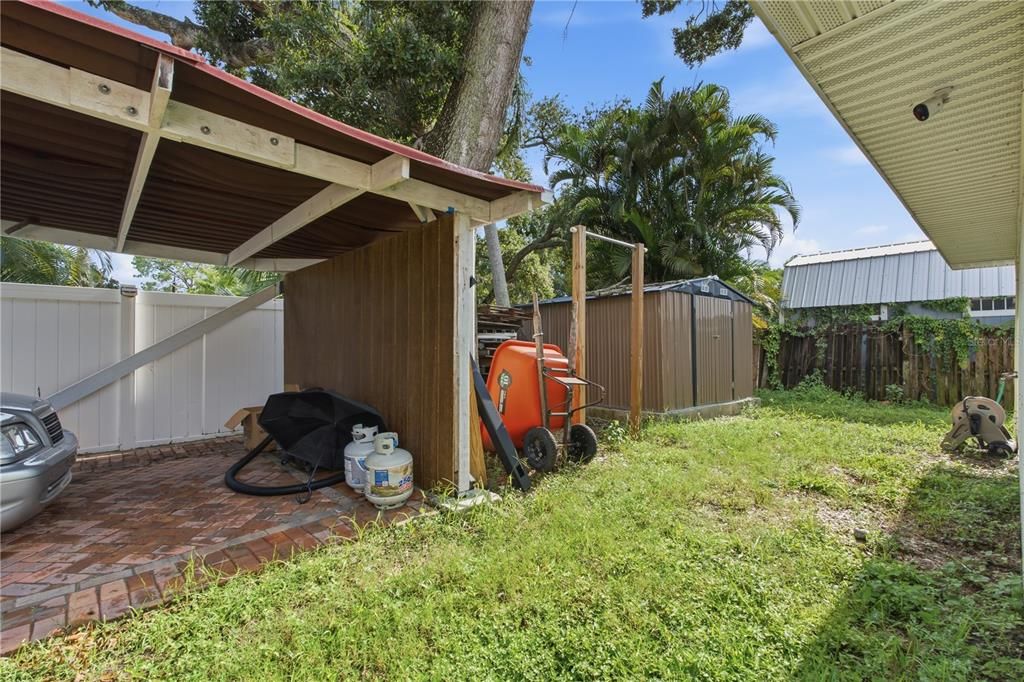 En Venta: $1,169,000 (3 camas, 3 baños, 3755 Pies cuadrados)