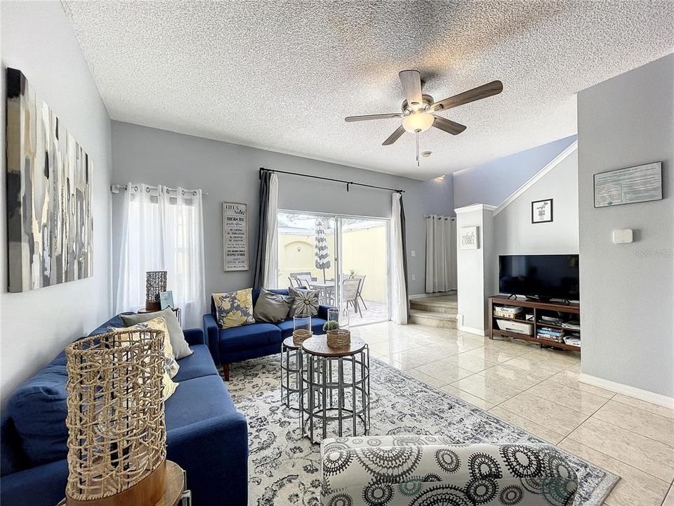 En Venta: $269,900 (3 camas, 2 baños, 1286 Pies cuadrados)