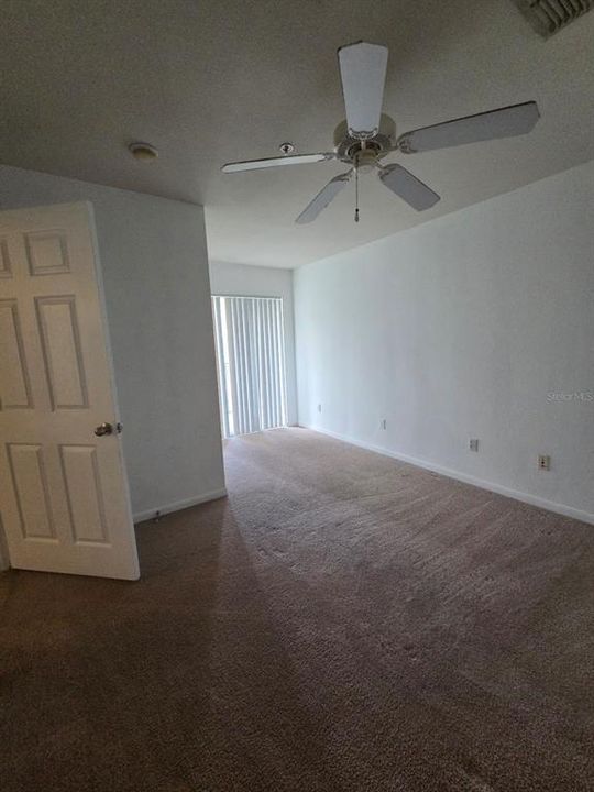 En Venta: $215,000 (3 camas, 2 baños, 1202 Pies cuadrados)