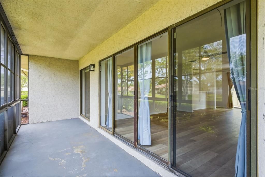 На продажу: $229,000 (2 спален, 2 ванн, 1380 Квадратных фут)
