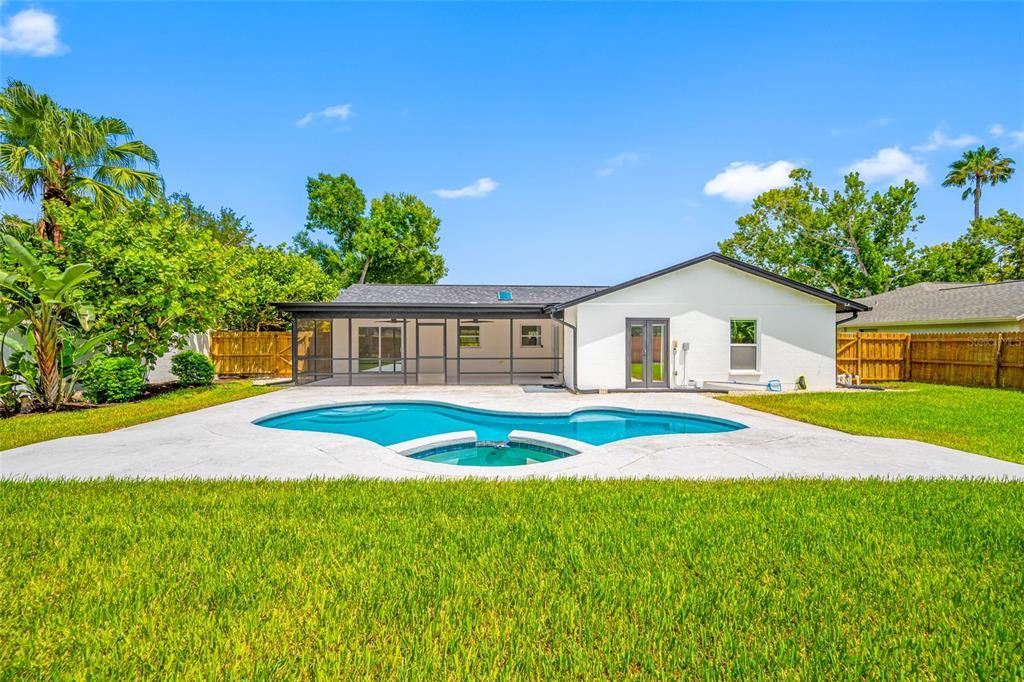 For Sale: $515,000 (3 beds, 2 baths, 1493 Square Feet)