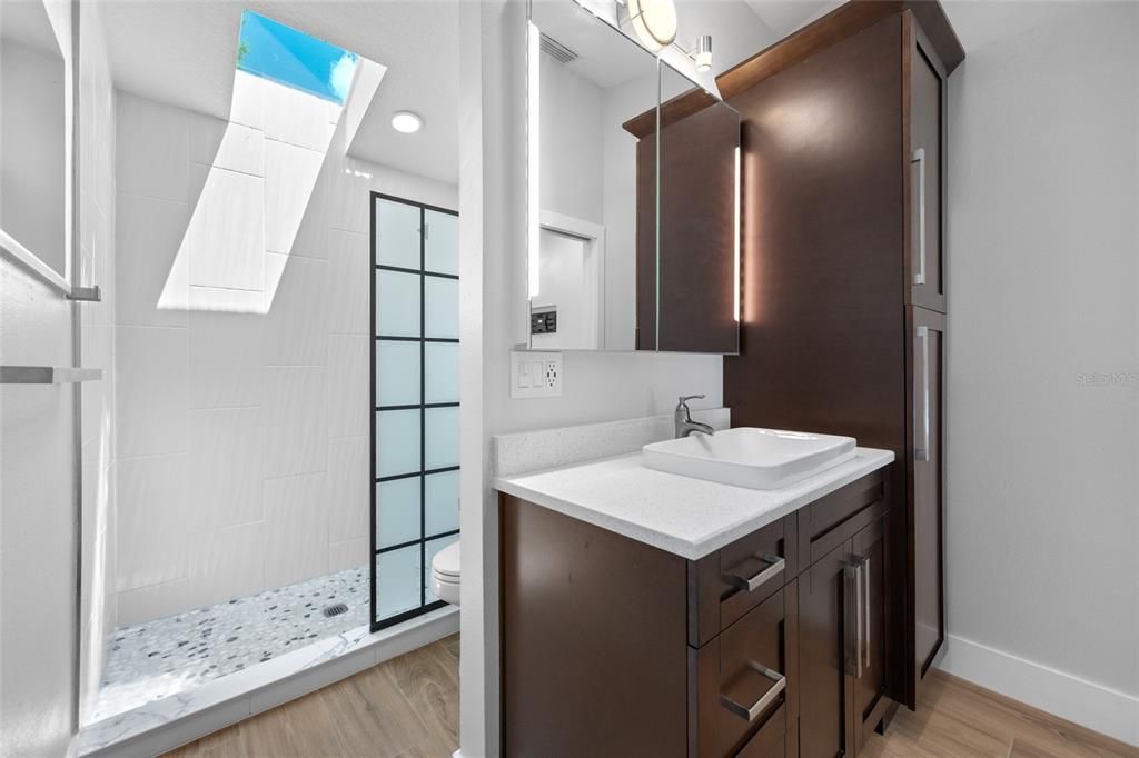 For Sale: $515,000 (3 beds, 2 baths, 1493 Square Feet)