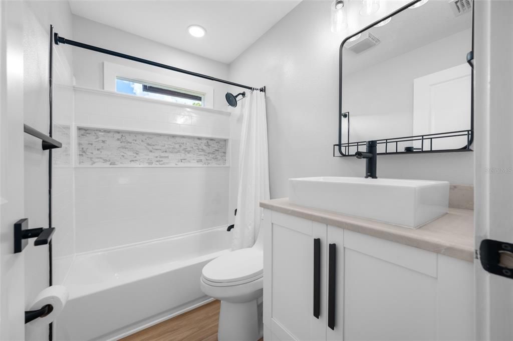 For Sale: $515,000 (3 beds, 2 baths, 1493 Square Feet)