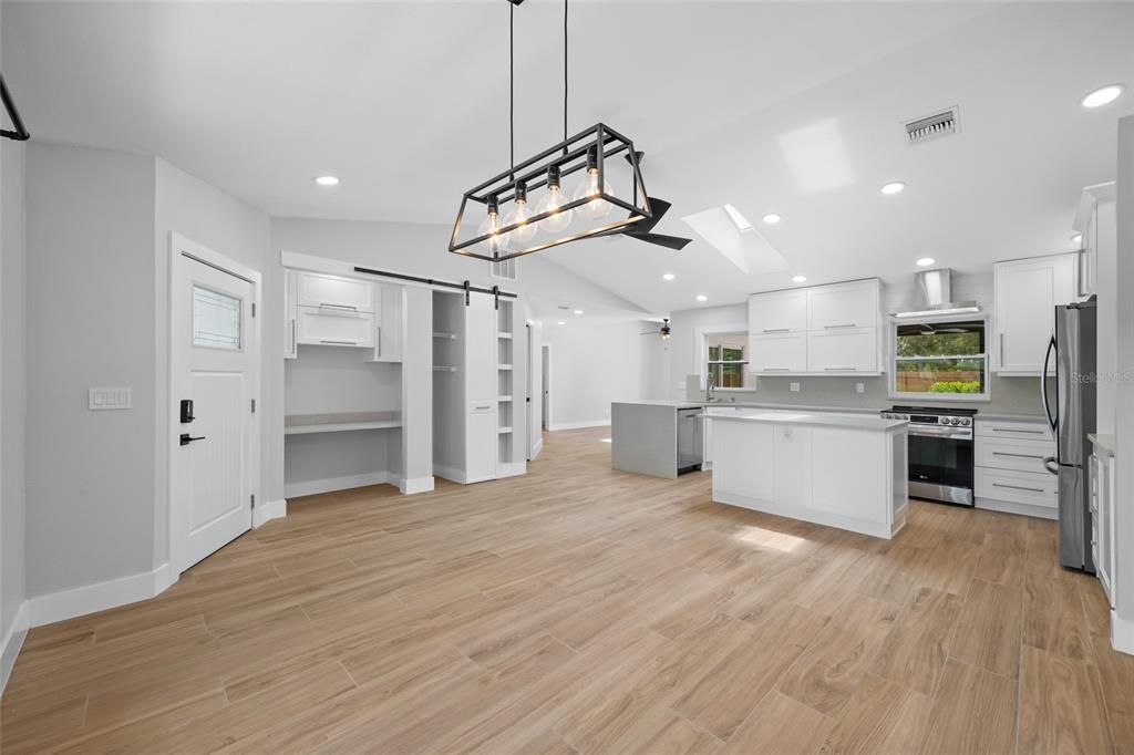 For Sale: $515,000 (3 beds, 2 baths, 1493 Square Feet)