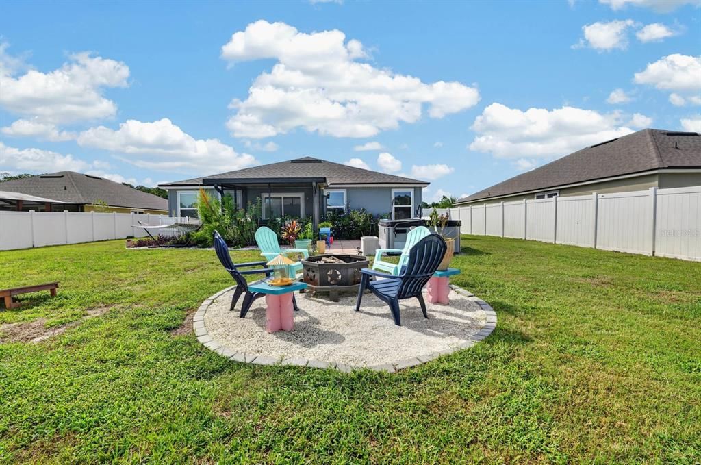 En Venta: $445,000 (4 camas, 2 baños, 2051 Pies cuadrados)