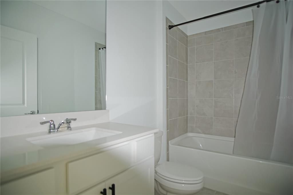 В аренду: $2,150 (4 спален, 3 ванн, 2217 Квадратных фут)