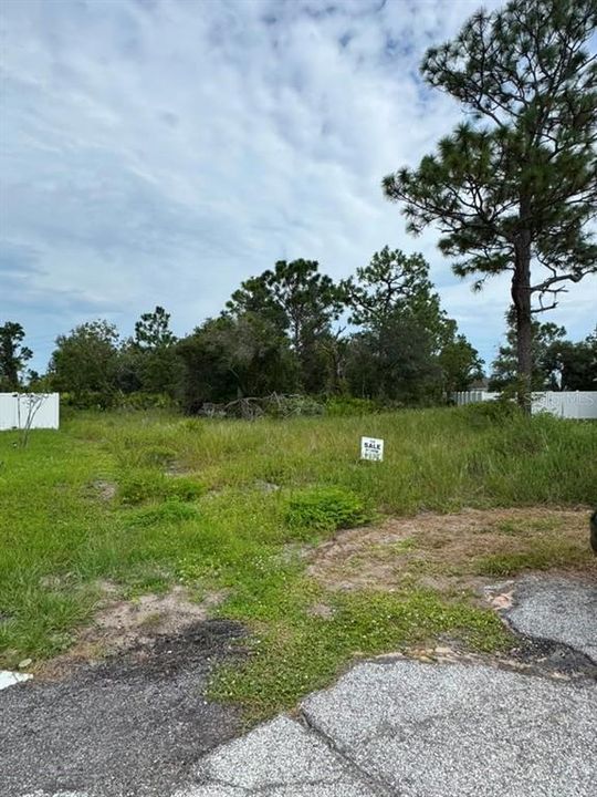 For Sale: $44,100 (0.37 acres)