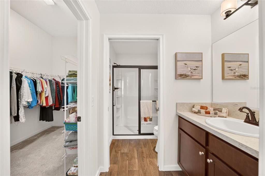 For Sale: $297,000 (2 beds, 2 baths, 1184 Square Feet)