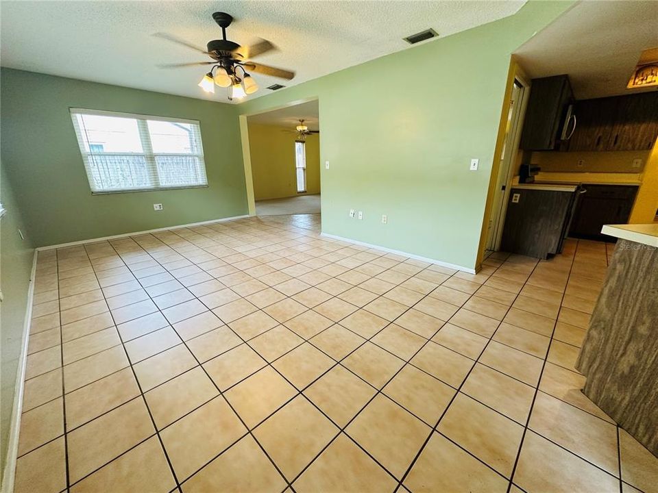 For Rent: $2,800 (3 beds, 2 baths, 1750 Square Feet)