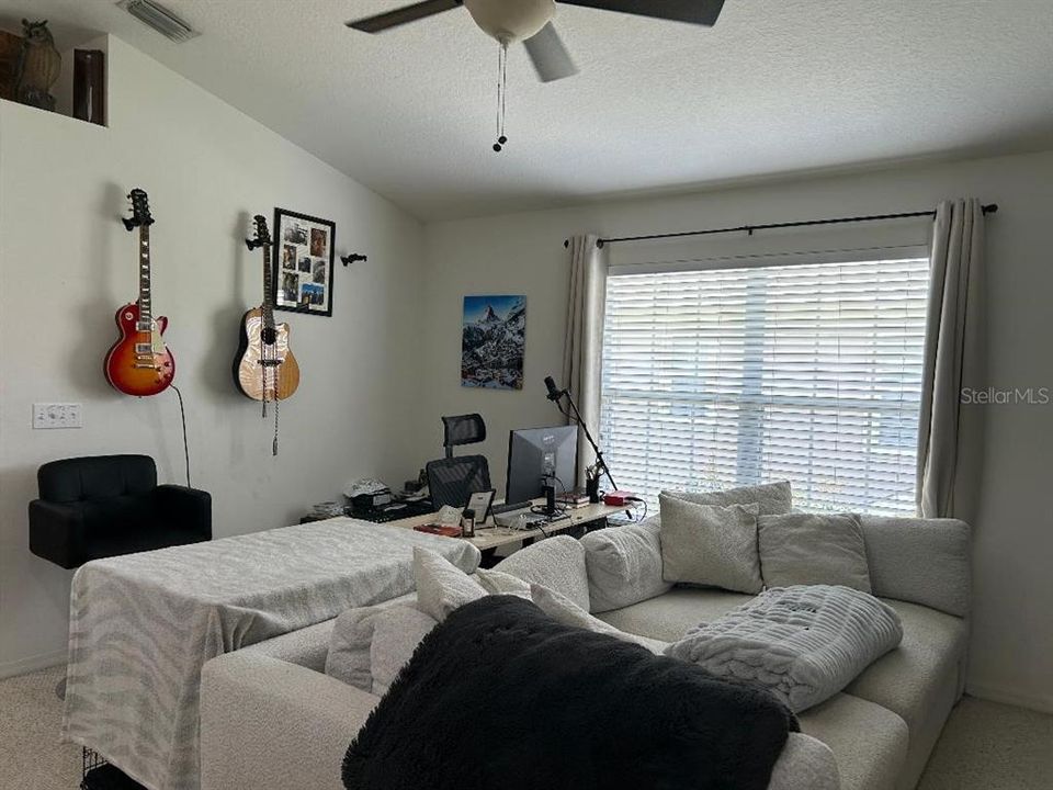 For Rent: $2,300 (2 beds, 2 baths, 1683 Square Feet)