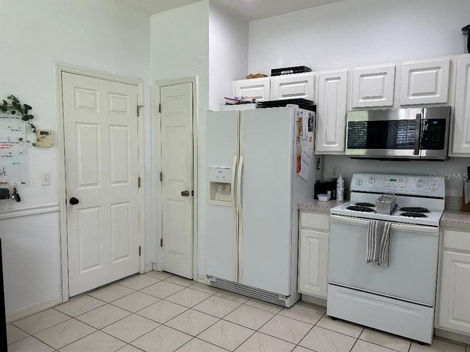 For Rent: $2,300 (2 beds, 2 baths, 1683 Square Feet)
