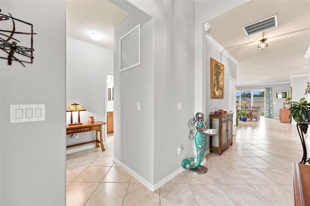 For Sale: $349,999 (4 beds, 3 baths, 2035 Square Feet)