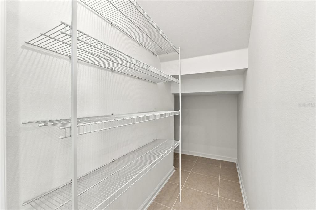 For Rent: $2,500 (3 beds, 2 baths, 1615 Square Feet)