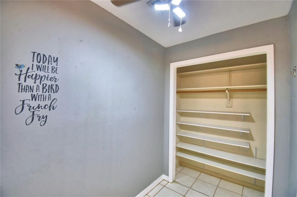 For Sale: $349,900 (3 beds, 2 baths, 1892 Square Feet)