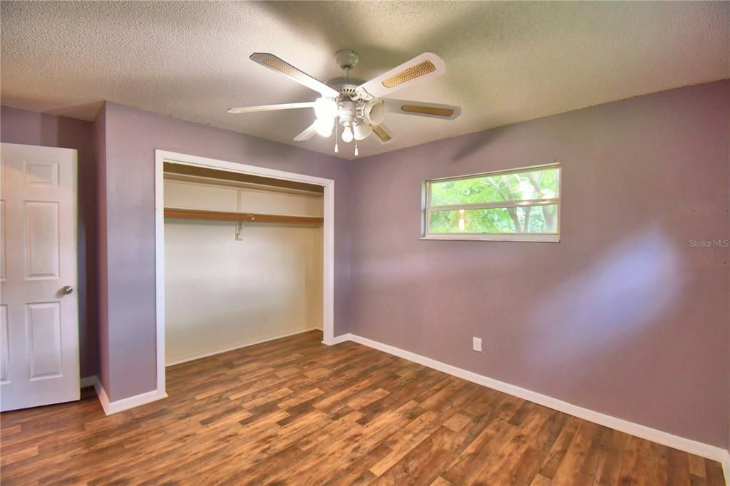 For Sale: $349,900 (3 beds, 2 baths, 1892 Square Feet)