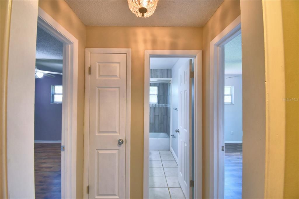 For Sale: $349,900 (3 beds, 2 baths, 1892 Square Feet)