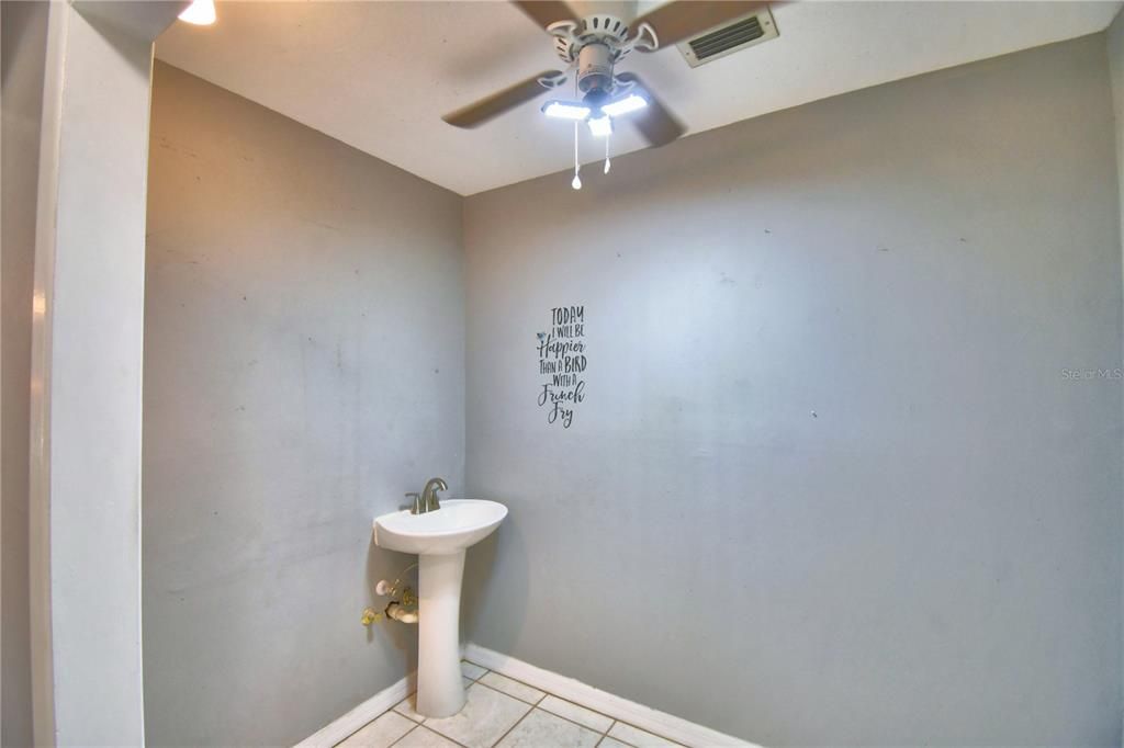 For Sale: $349,900 (3 beds, 2 baths, 1892 Square Feet)