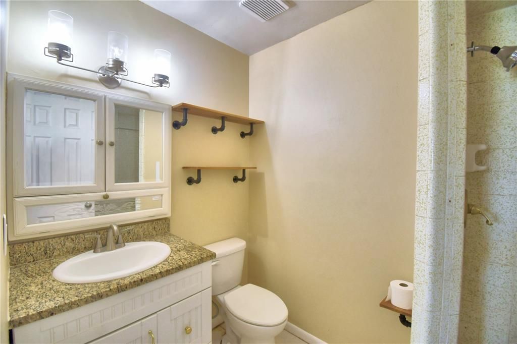 For Sale: $349,900 (3 beds, 2 baths, 1892 Square Feet)