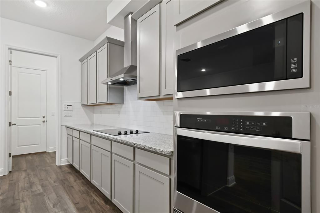 En Renta: $2,400 (3 camas, 2 baños, 1854 Pies cuadrados)