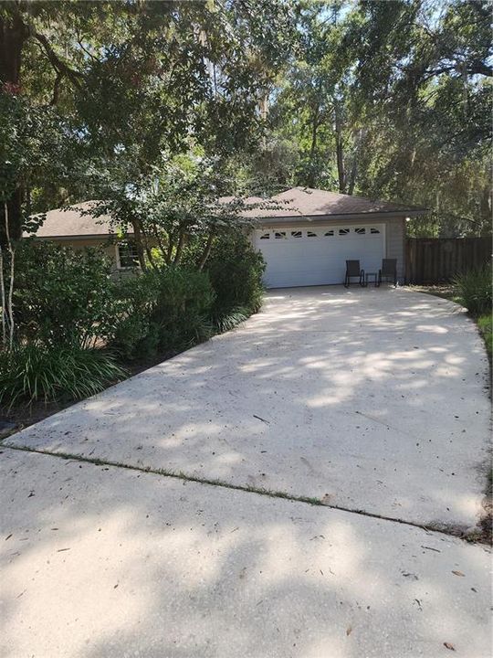 For Sale: $274,900 (3 beds, 2 baths, 1552 Square Feet)