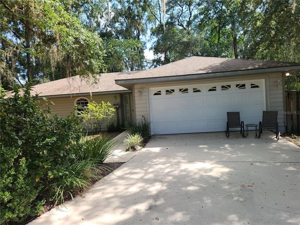 For Sale: $274,900 (3 beds, 2 baths, 1552 Square Feet)