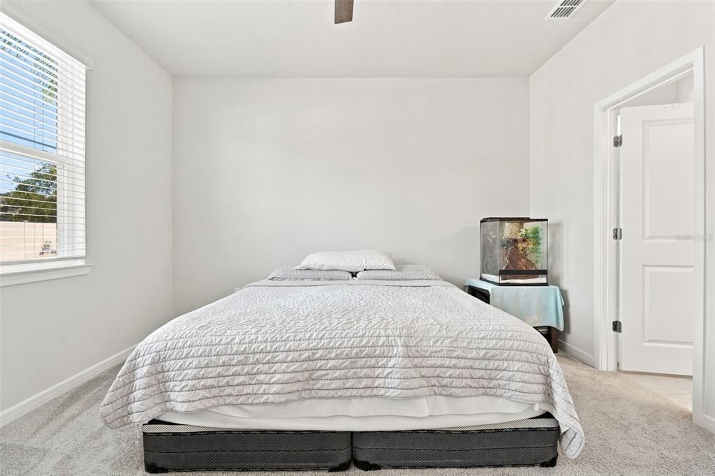 For Sale: $350,000 (3 beds, 2 baths, 1650 Square Feet)