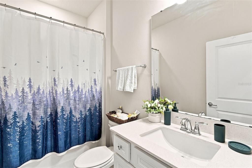 For Sale: $350,000 (3 beds, 2 baths, 1650 Square Feet)
