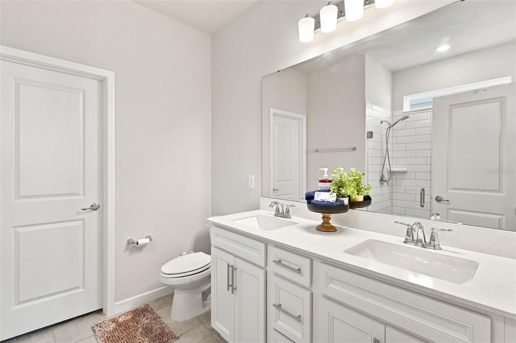 For Sale: $350,000 (3 beds, 2 baths, 1650 Square Feet)