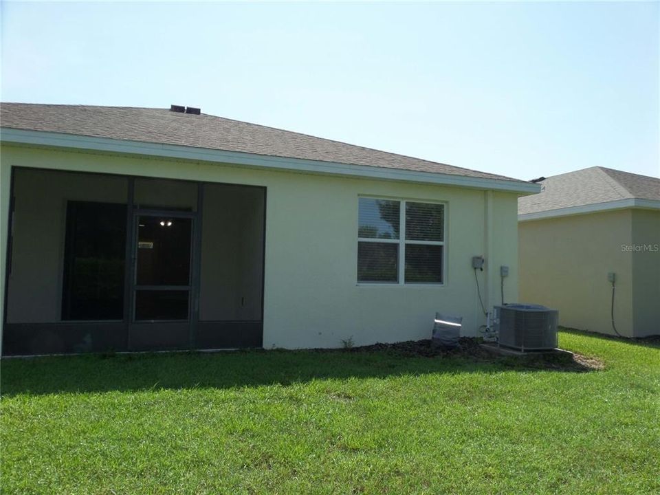 For Sale: $347,000 (4 beds, 2 baths, 2034 Square Feet)