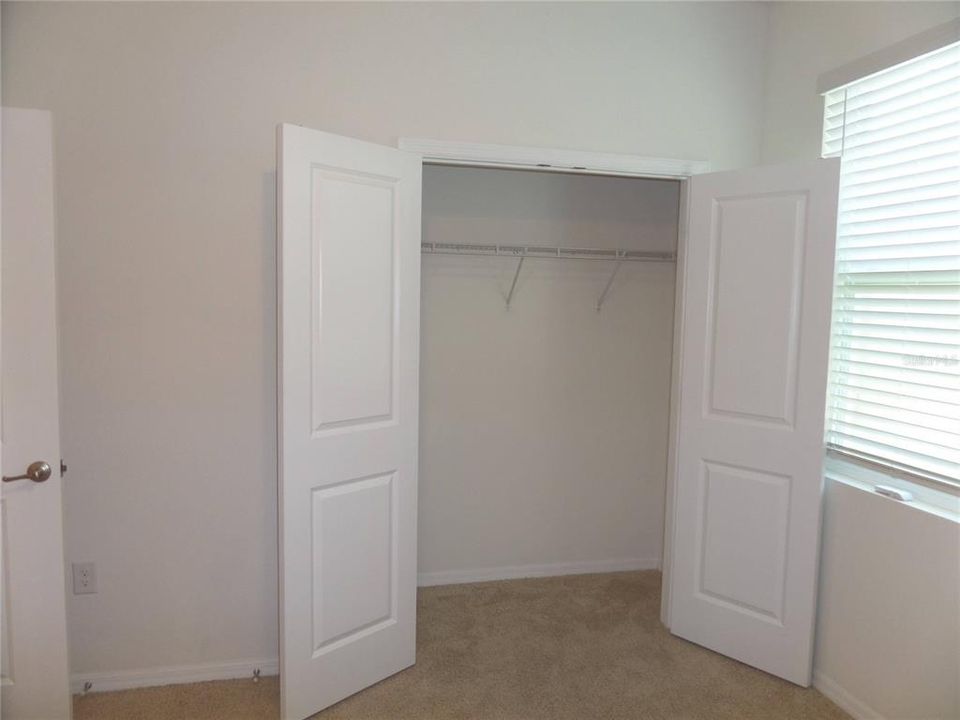For Sale: $347,000 (4 beds, 2 baths, 2034 Square Feet)