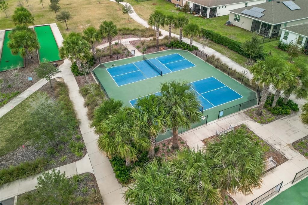 For Sale: $347,000 (4 beds, 2 baths, 2034 Square Feet)