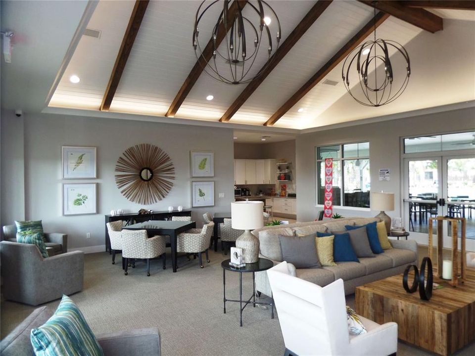 For Sale: $347,000 (4 beds, 2 baths, 2034 Square Feet)