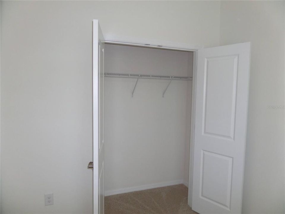 For Sale: $347,000 (4 beds, 2 baths, 2034 Square Feet)