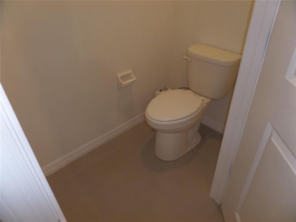 For Sale: $347,000 (4 beds, 2 baths, 2034 Square Feet)