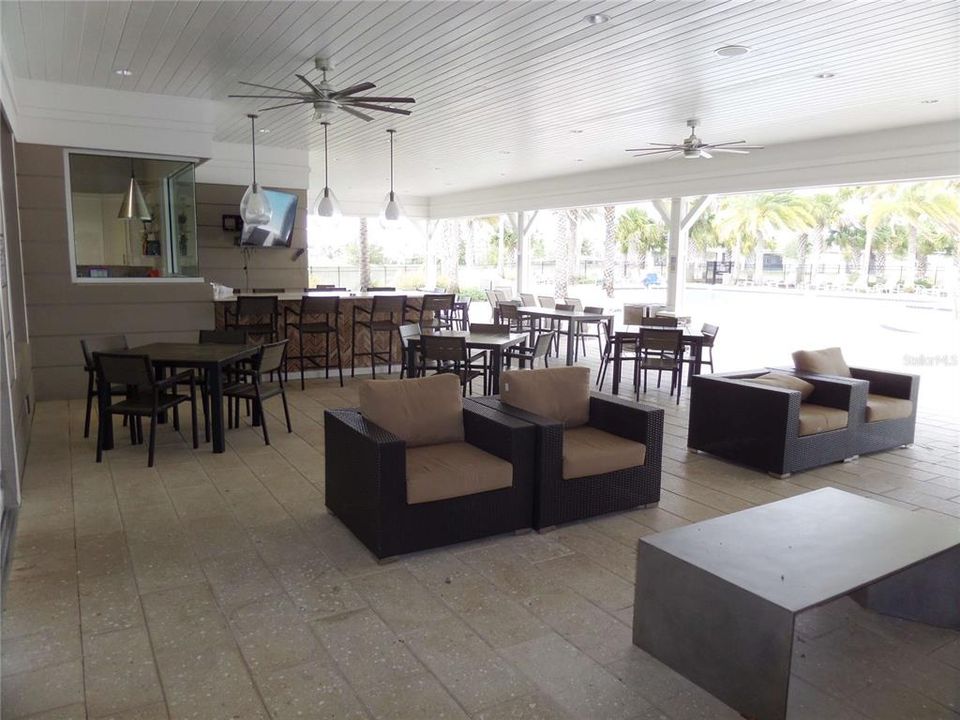 For Sale: $347,000 (4 beds, 2 baths, 2034 Square Feet)