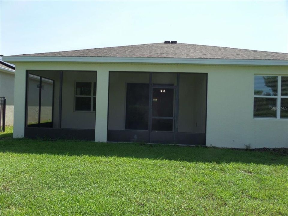 For Sale: $347,000 (4 beds, 2 baths, 2034 Square Feet)