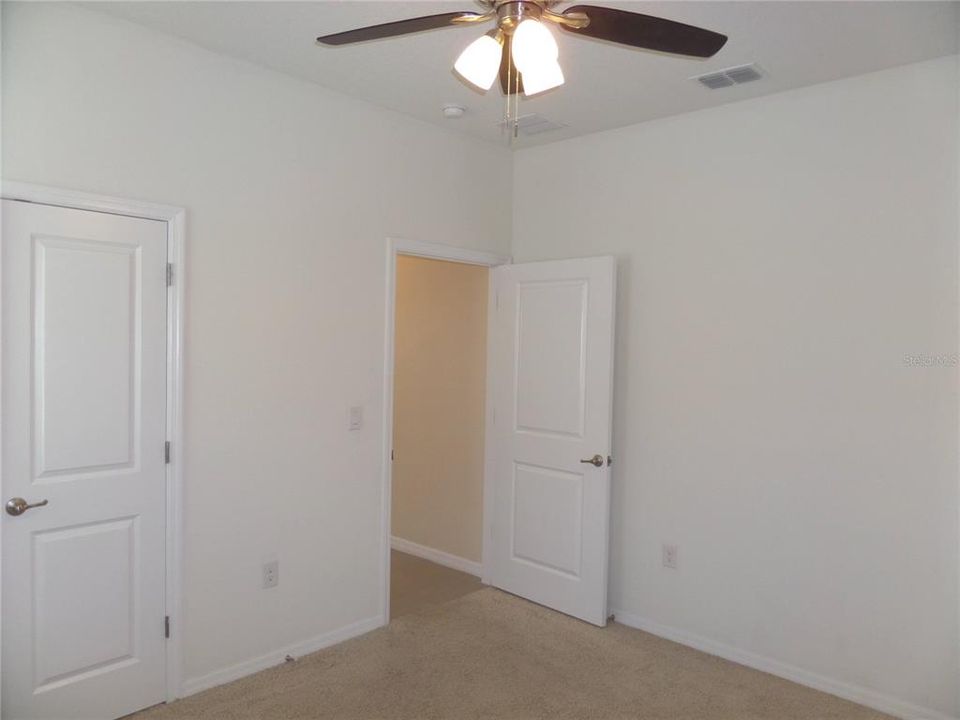 For Sale: $347,000 (4 beds, 2 baths, 2034 Square Feet)