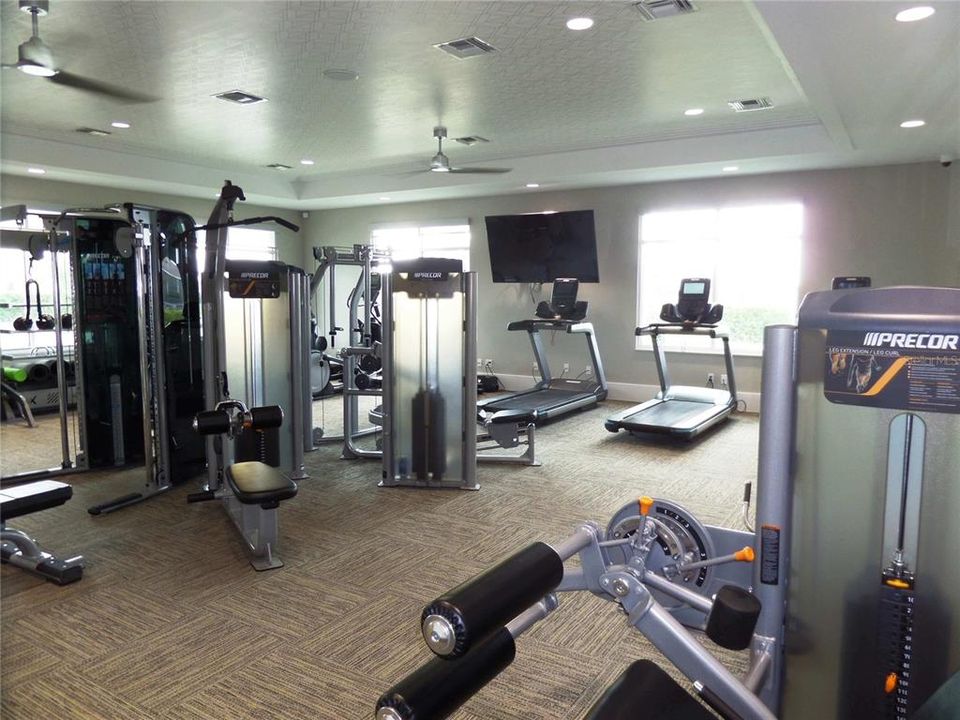 For Sale: $347,000 (4 beds, 2 baths, 2034 Square Feet)