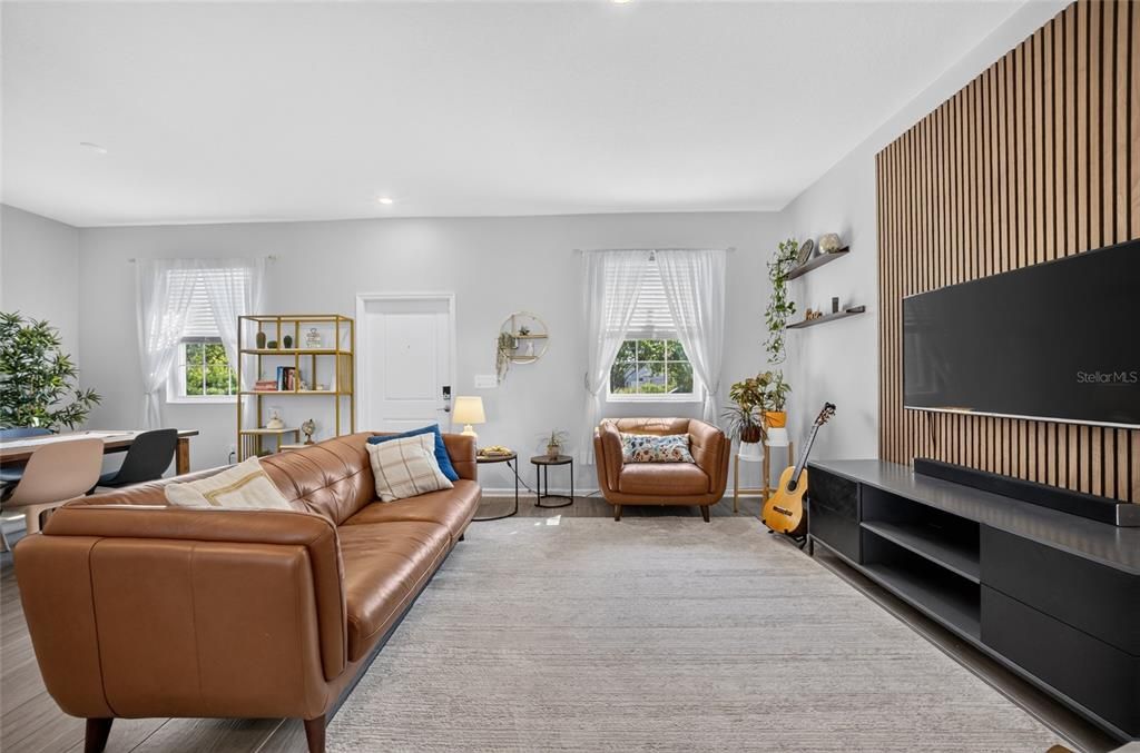 На продажу: $419,999 (3 спален, 2 ванн, 1636 Квадратных фут)