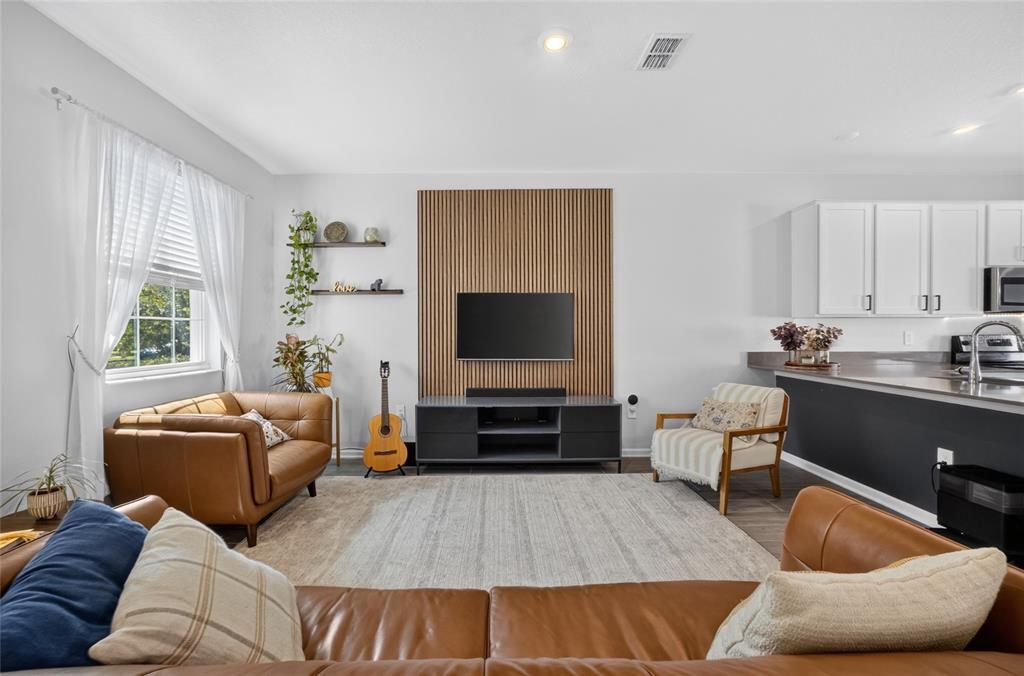 На продажу: $419,999 (3 спален, 2 ванн, 1636 Квадратных фут)