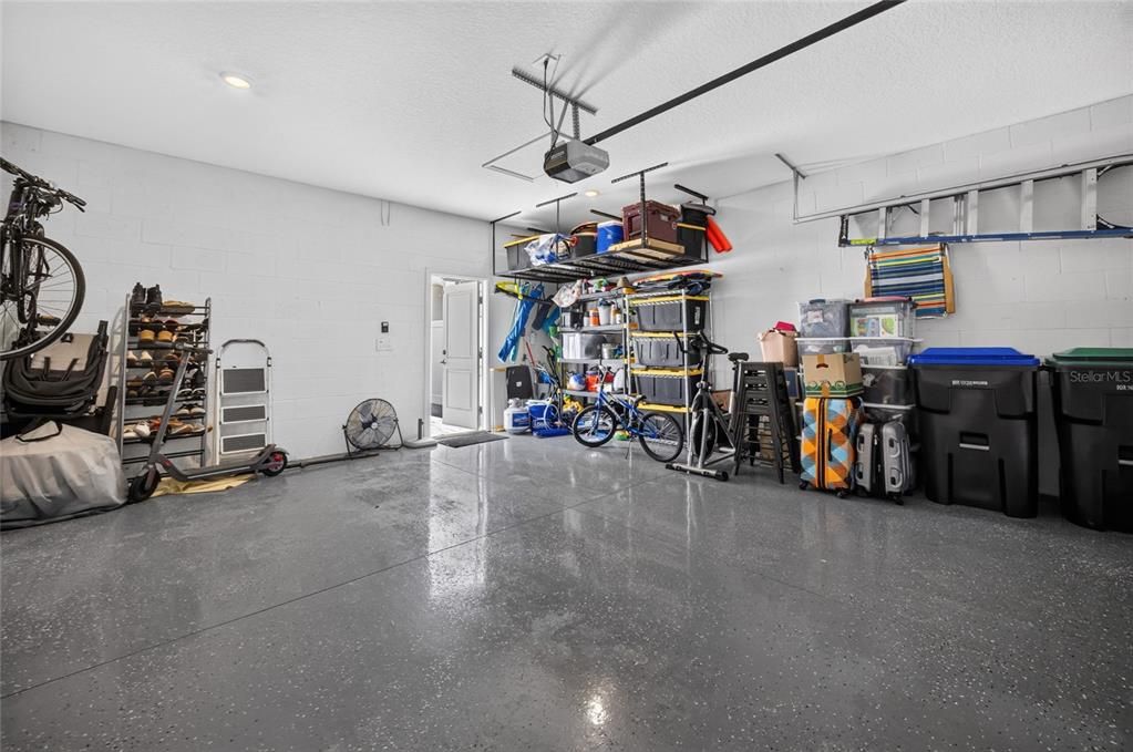 На продажу: $419,999 (3 спален, 2 ванн, 1636 Квадратных фут)