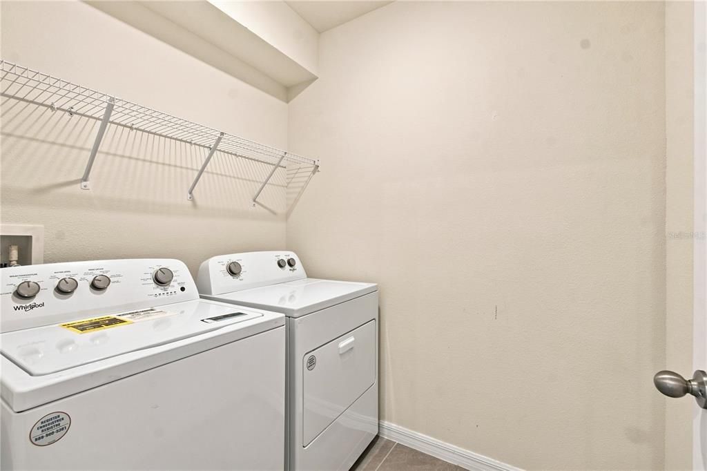 For Sale: $550,000 (5 beds, 3 baths, 2605 Square Feet)