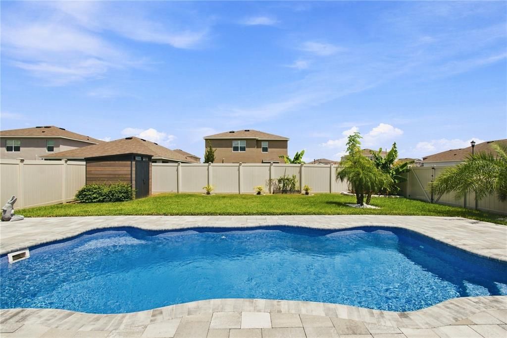For Sale: $550,000 (5 beds, 3 baths, 2605 Square Feet)