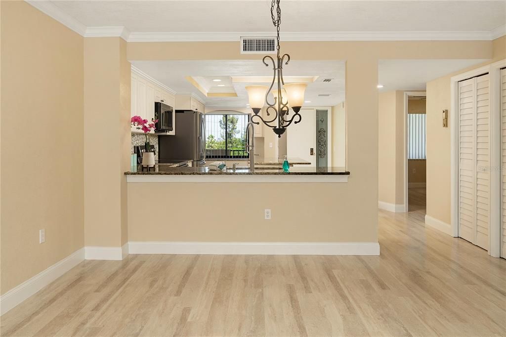 For Rent: $2,300 (2 beds, 2 baths, 1246 Square Feet)