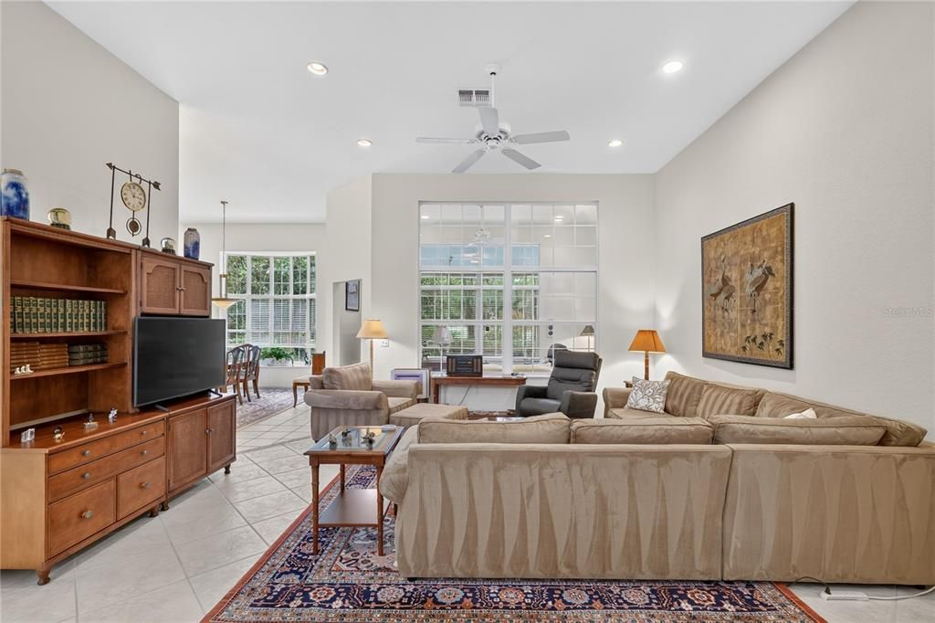For Sale: $330,000 (3 beds, 2 baths, 2323 Square Feet)