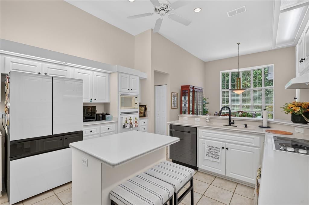 For Sale: $330,000 (3 beds, 2 baths, 2323 Square Feet)